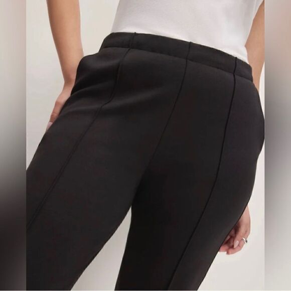 Everlane NWT Dream High Rise Elastic Waist Stretch Pant with Pockets… - Picture 3 of 16